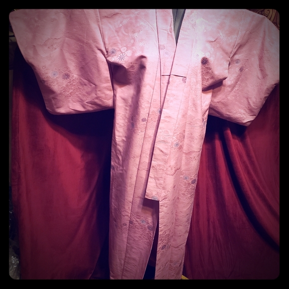 Vintage Jackets & Blazers - Vintage Japanese Pink Kimono